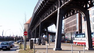 Vorsetzen U-Bahn Trasse
