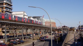 U-Bahn Richtung Baumwall