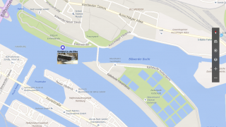 Riverbus Einfahrt in die Norderelbe
